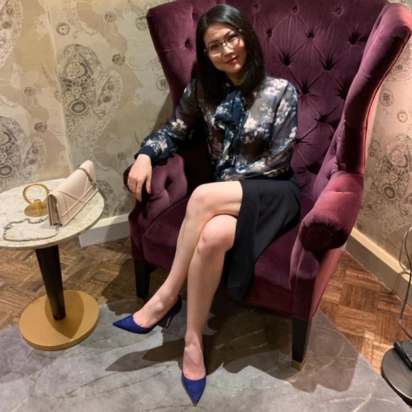 Meet your Posher, Yvonne - Picture 1 of 1